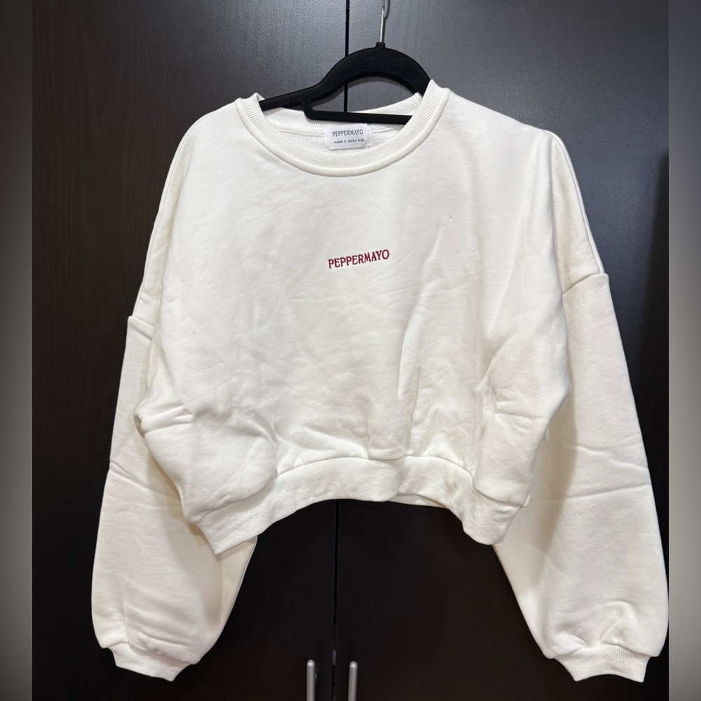 Peppermayo Exclusive - Signature Cropped Sweatshirt - Ivory S - Picture 9 of 14
